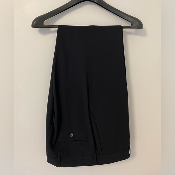 Hugo Boss Suit Set 40R - Picture 2 of 4